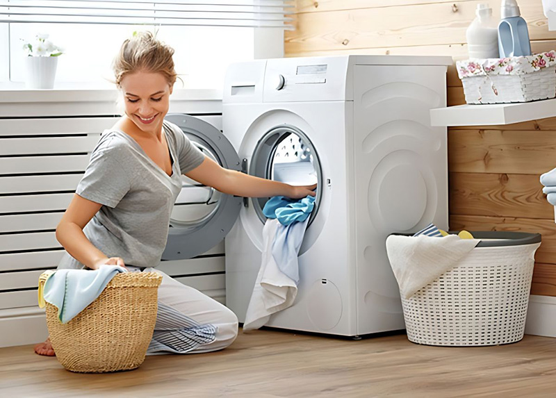 Phương pháp giặt khô đang được áp dụng rộng rãi trong các tiệm giặt là